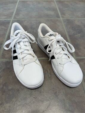 Adidas Grand Court Sneakers